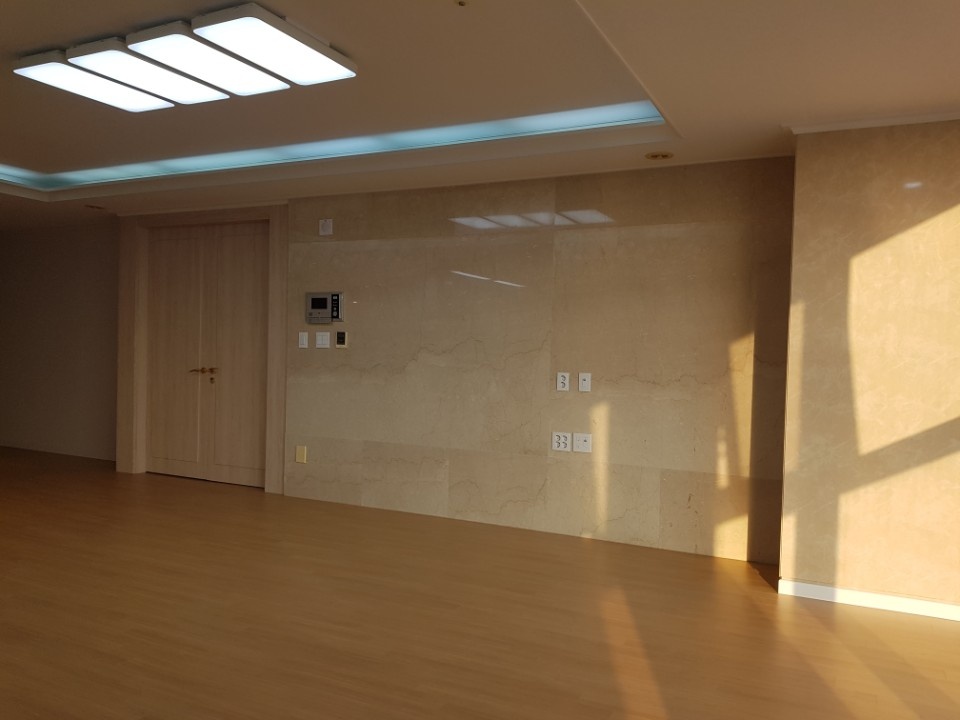 2000769928_5cjiOupS_52d0b739a3e1f6b0927ae3d37093bb060a8842ef.jpg 이미지크게보기